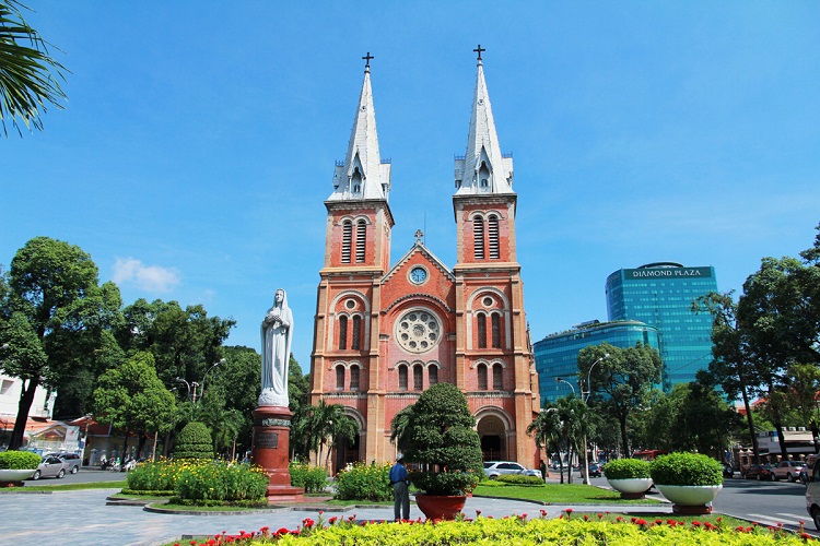 Nhà thờ Đức Bà ở Sài Gòn